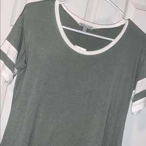Charlotte Russe tee NWT!!